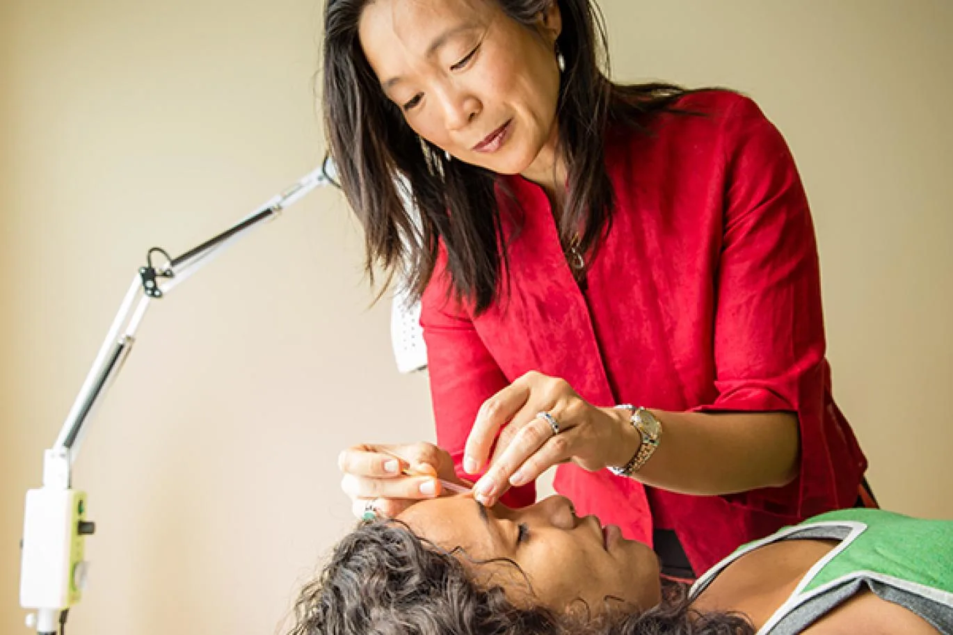 บุคคลที่ไม่ควรใช้หัตถการ เจี้ยนอิ่ว ฝังเข็ม